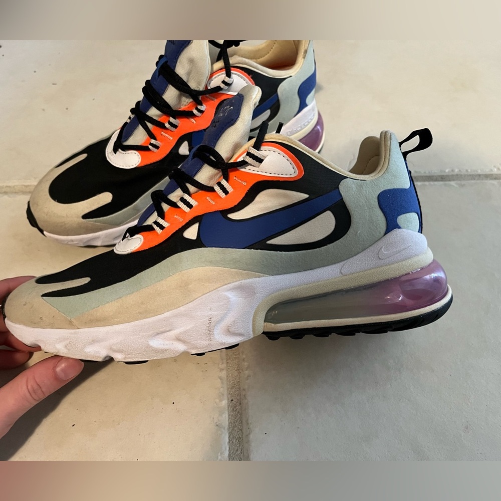 Nike react 270s